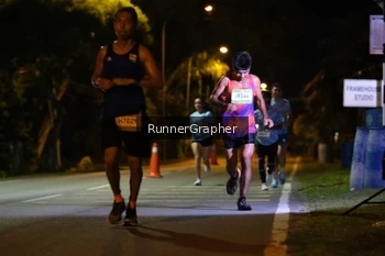 Runner Photo 1571576