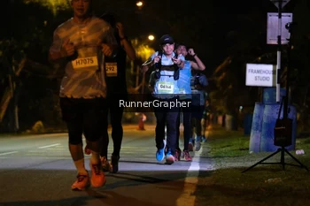 Runner Photo 1571578