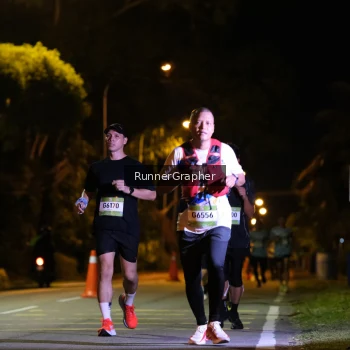 Runner Photo 1571633