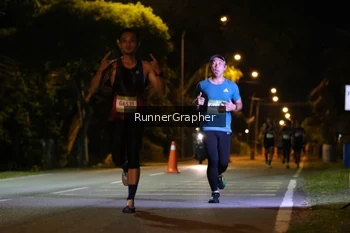 Runner Photo 1571637