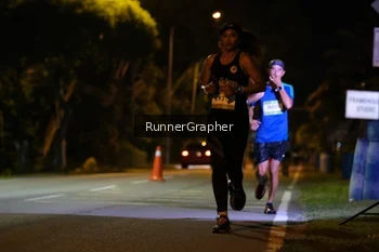 Runner Photo 1571684