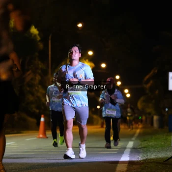 Runner Photo 1571706