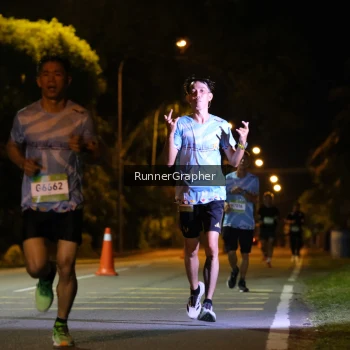Runner Photo 1571707