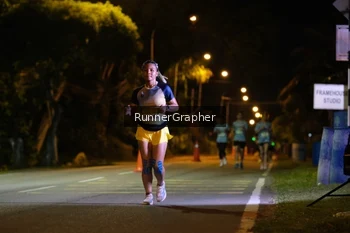 Runner Photo 1571753