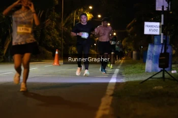 Runner Photo 1571788