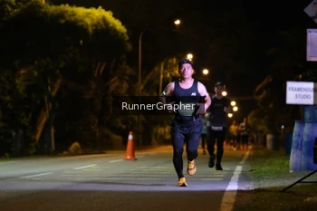 Runner Photo 1571822