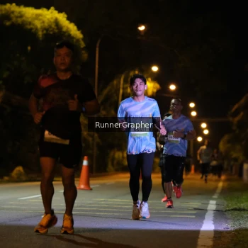 Runner Photo 1571916