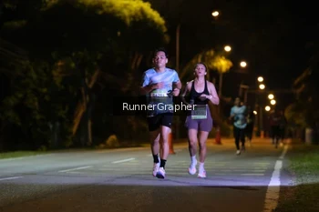 Runner Photo 1572097