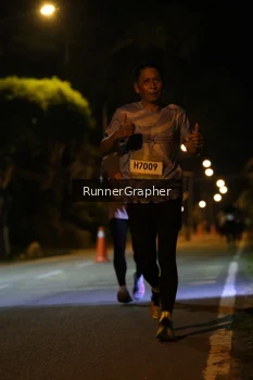 Runner Photo 1572146