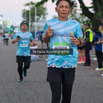 Runner Photo 1572167