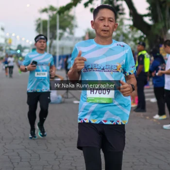 Runner Photo 1572168