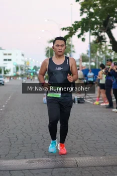 Runner Photo 1572189