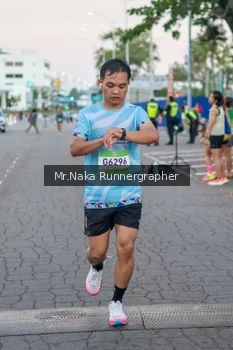 Runner Photo 1572341
