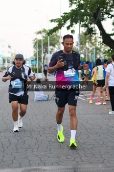 Runner Photo 1572463