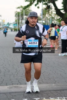 Runner Photo 1572487