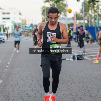 Runner Photo 1572695