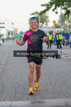 Runner Photo 1572769