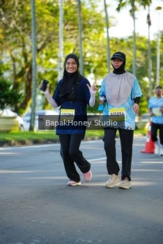 Runner Photo 1575950