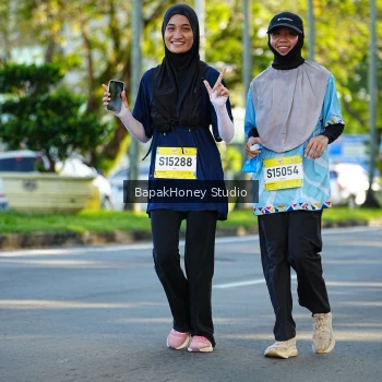 Runner Photo 1575956