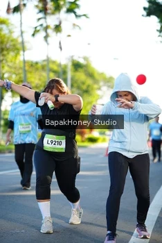 Runner Photo 1576059