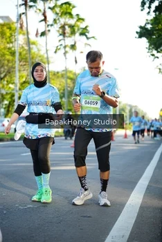 Runner Photo 1576265
