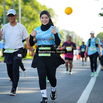 Runner Photo 1576498
