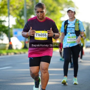 Runner Photo 1576527