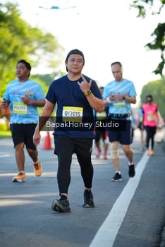 Runner Photo 1576682