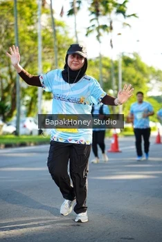 Runner Photo 1576815