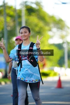 Runner Photo 1577862