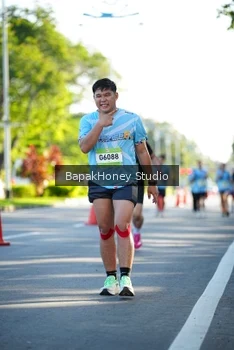 Runner Photo 1577864