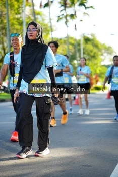 Runner Photo 1578005