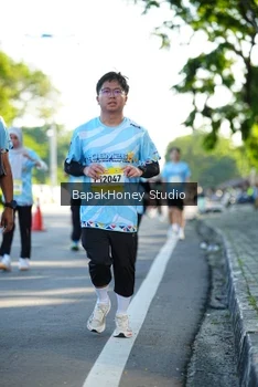 Runner Photo 1578022