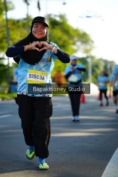 Runner Photo 1578060