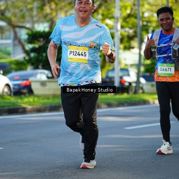 Runner Photo 1578268