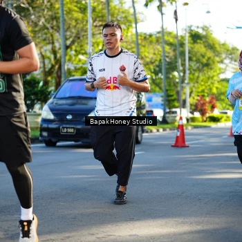 Runner Photo 1578304
