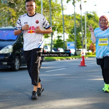Runner Photo 1578321