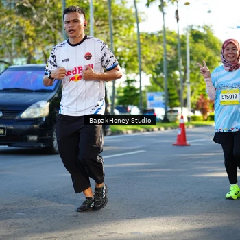 Runner Photo 1578323