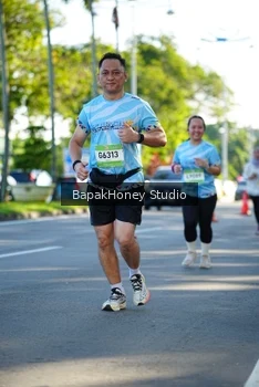 Runner Photo 1578355