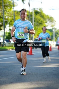 Runner Photo 1578368