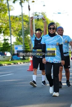 Runner Photo 1578697