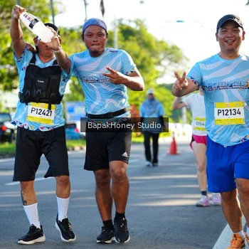 Runner Photo 1578717