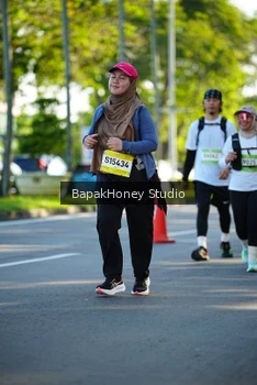 Runner Photo 1579948