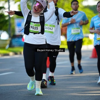 Runner Photo 1579973