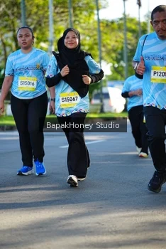 Runner Photo 1580036