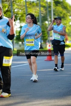 Runner Photo 1580046