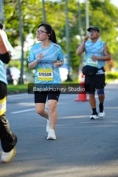 Runner Photo 1580049