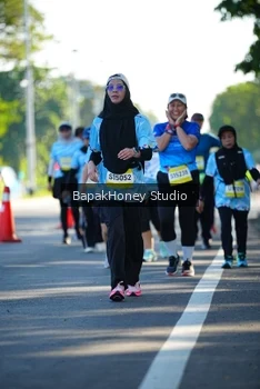 Runner Photo 1580071