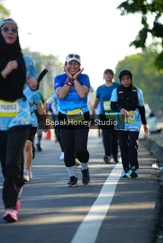 Runner Photo 1580085