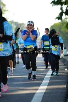 Runner Photo 1580090